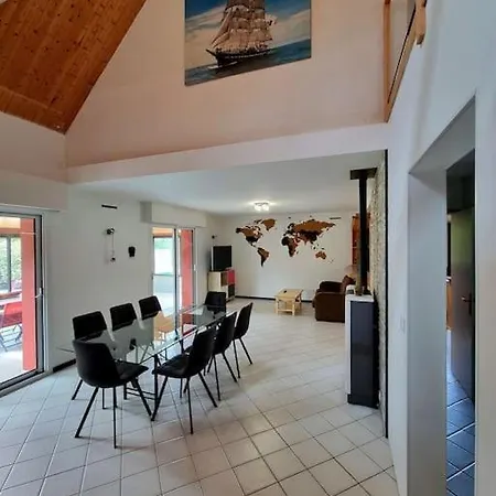 Hébergement de vacances Maison De En Bretagne *